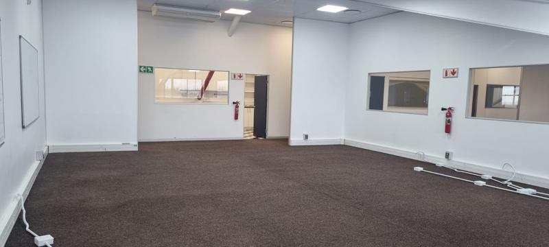 To Let commercial Property for Rent in Mowbray Western Cape